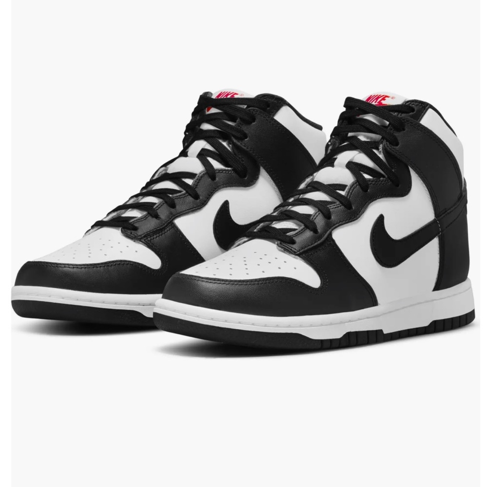 NIKE Women’s Dunk High Basketball Sneaker Black White Size 10